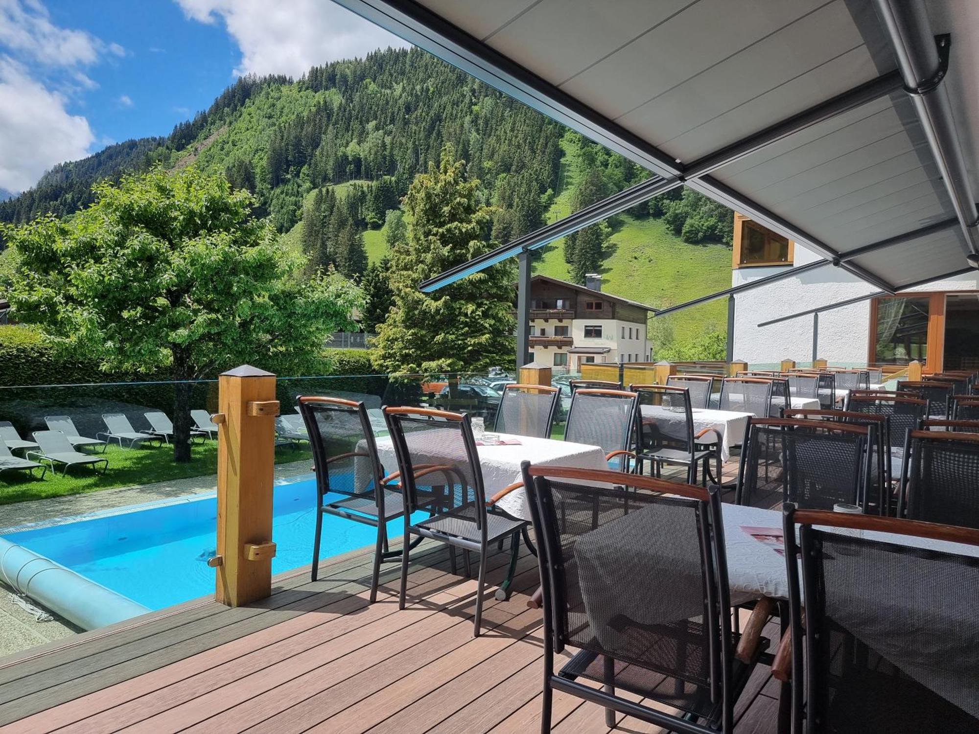 Hotel Alpina Rauris Bagian luar foto