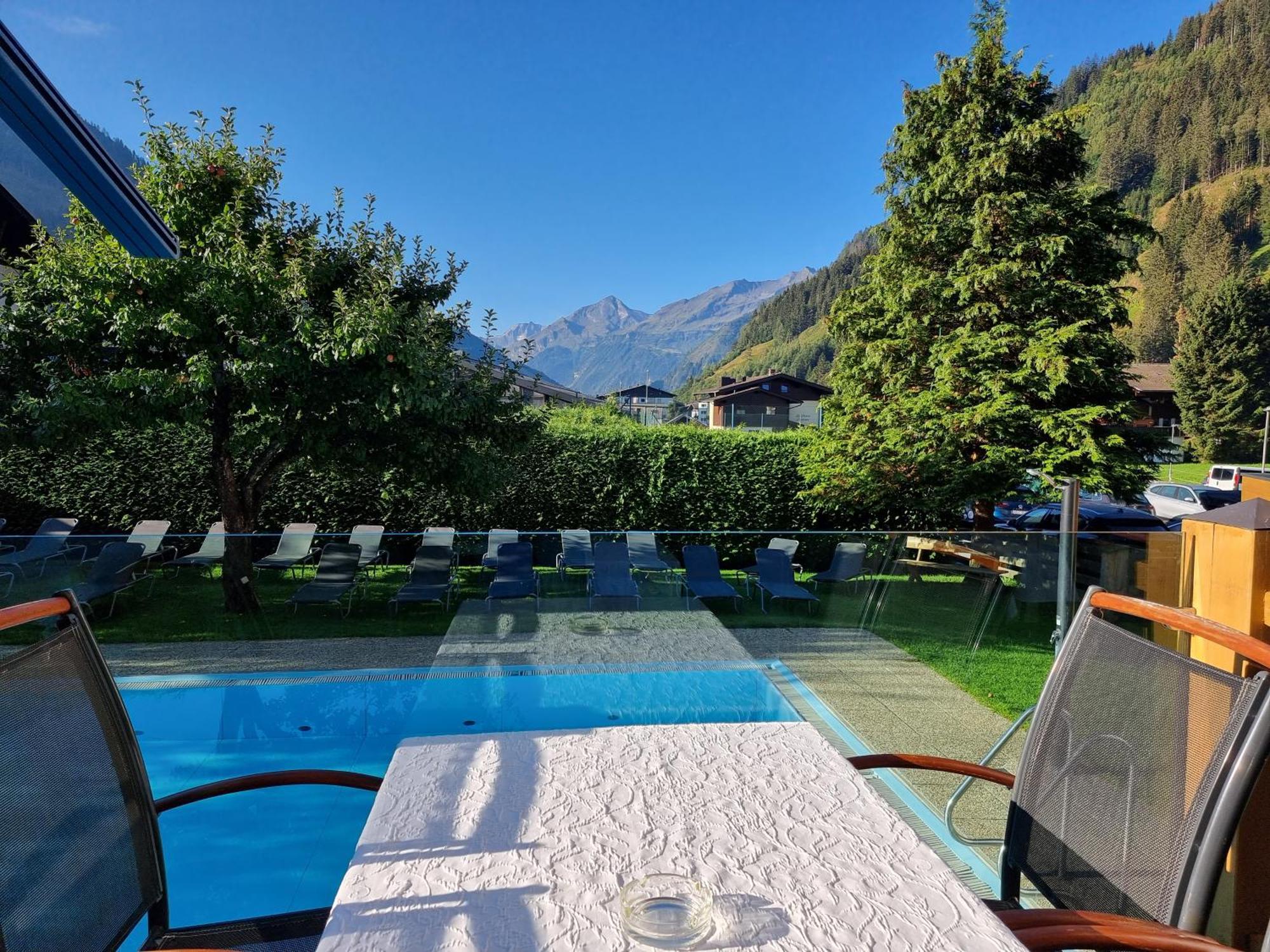 Hotel Alpina Rauris Bagian luar foto