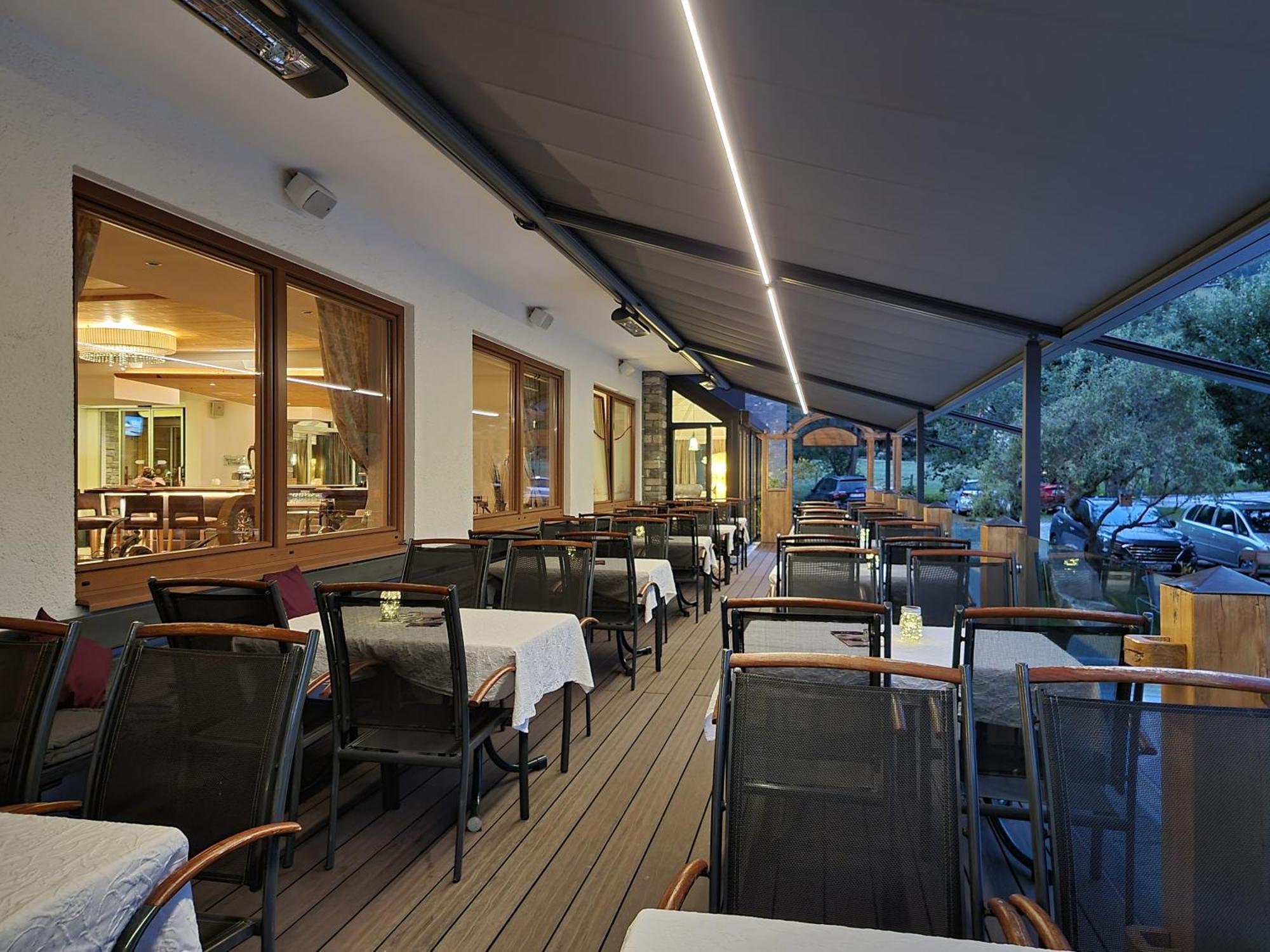 Hotel Alpina Rauris Bagian luar foto