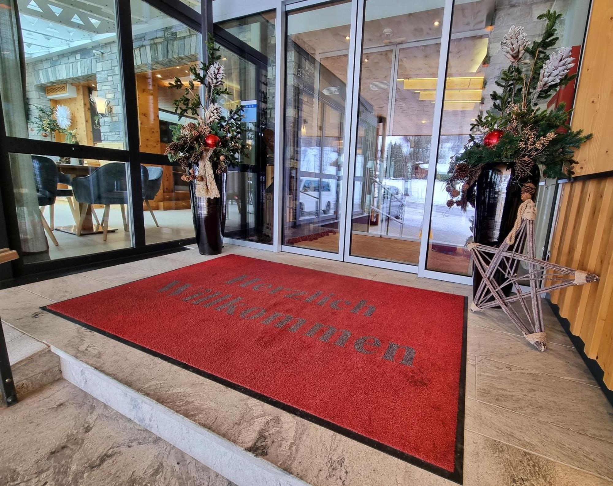 Hotel Alpina Rauris Bagian luar foto